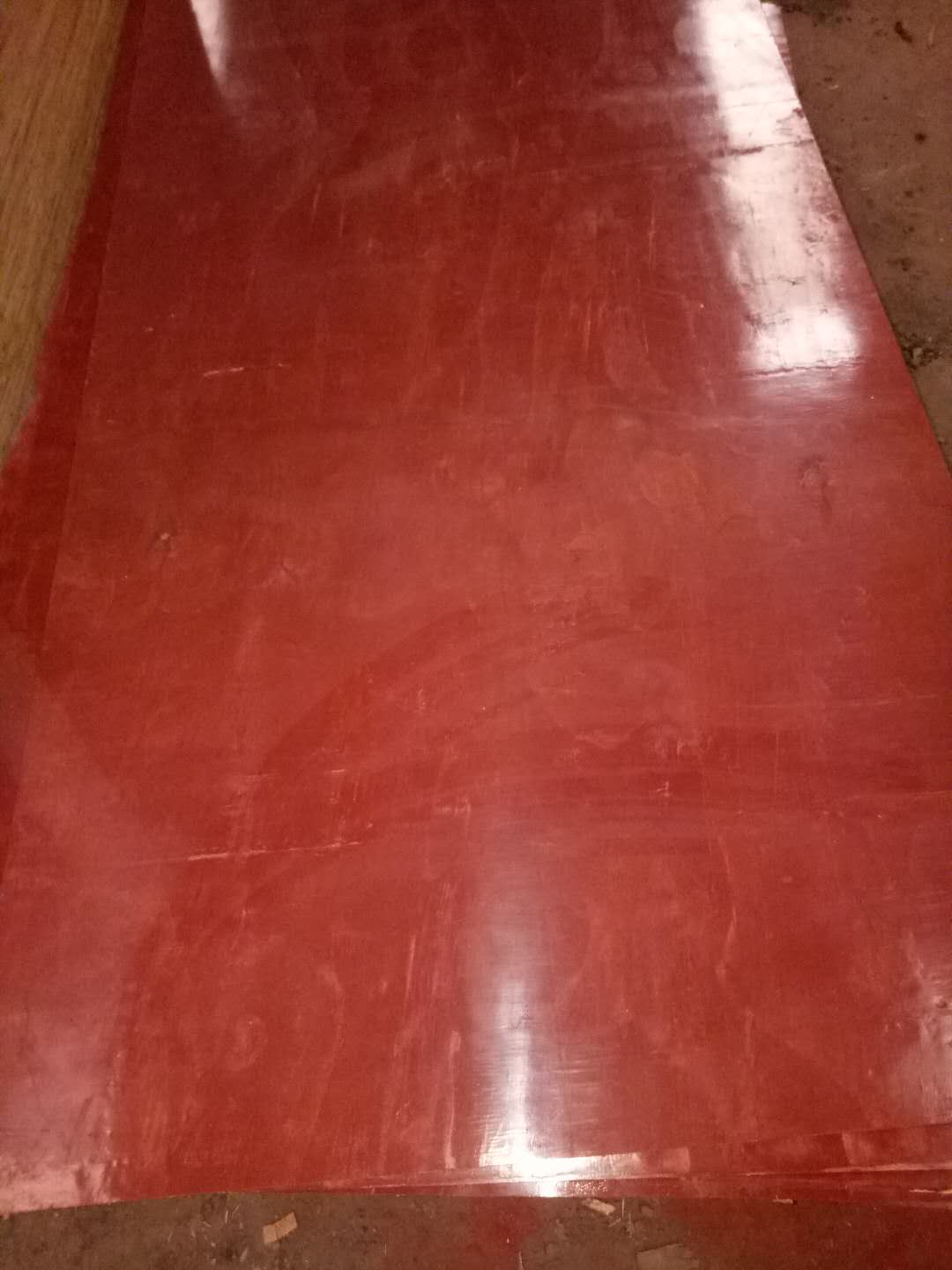 廠家直銷建筑模板，彩色瀝青專用鐵紅，色粉
