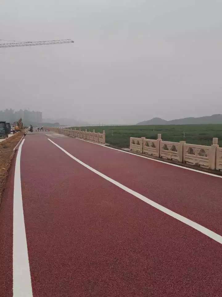 廠家直銷建筑模板，彩色瀝青專用鐵紅，色粉